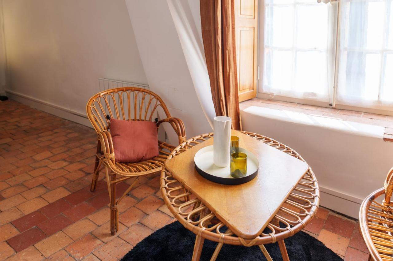 La Loge , Nuit Insolite Au Chateau De Beaugency Exterior foto